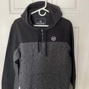 Hollister Mens Sweatshirt Black & Grey Used Size L